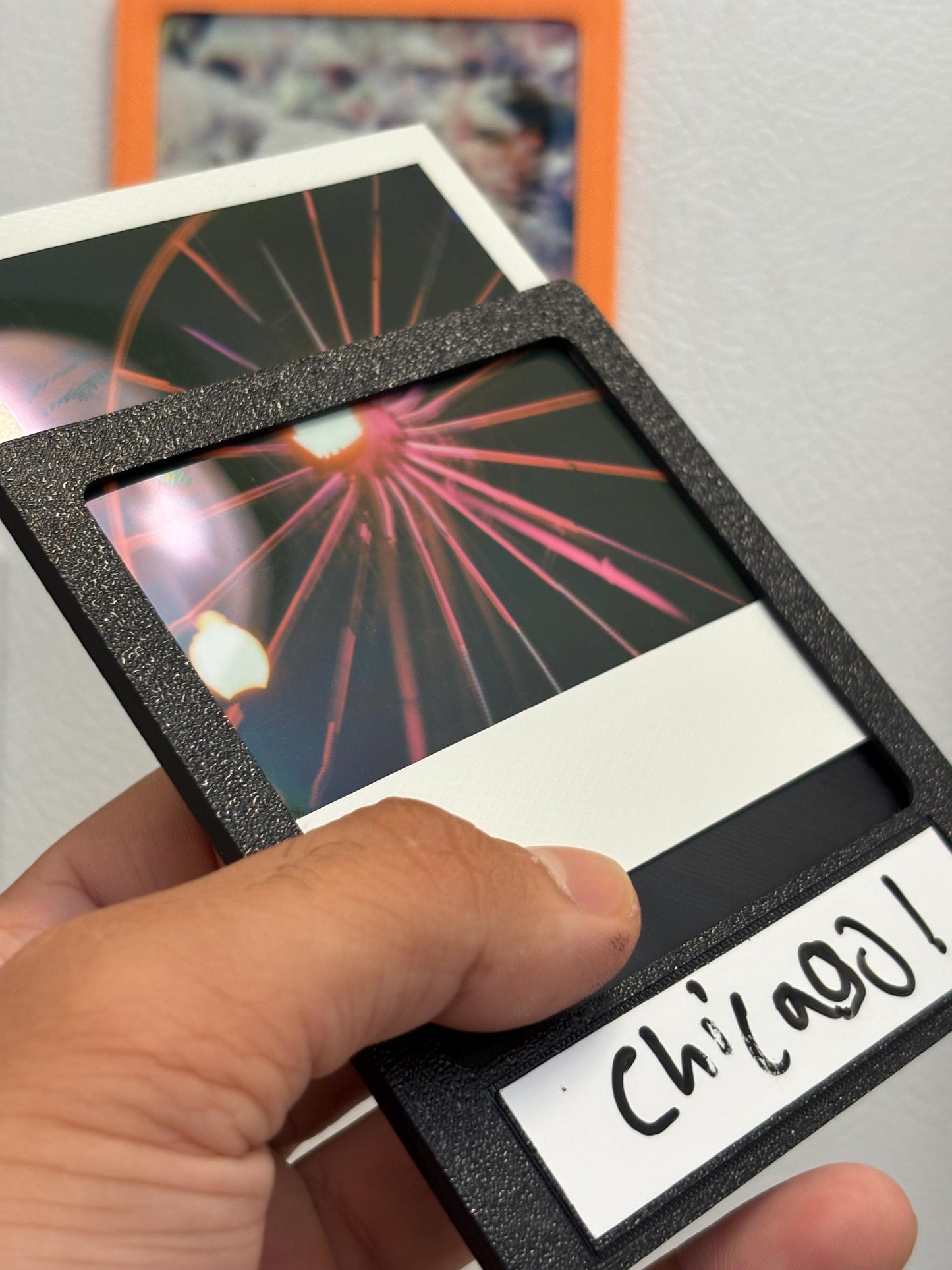 Polaroid Magnetic Photo Frame with Dry Erase Label: Fits SX-70, 600 & I-Type Film