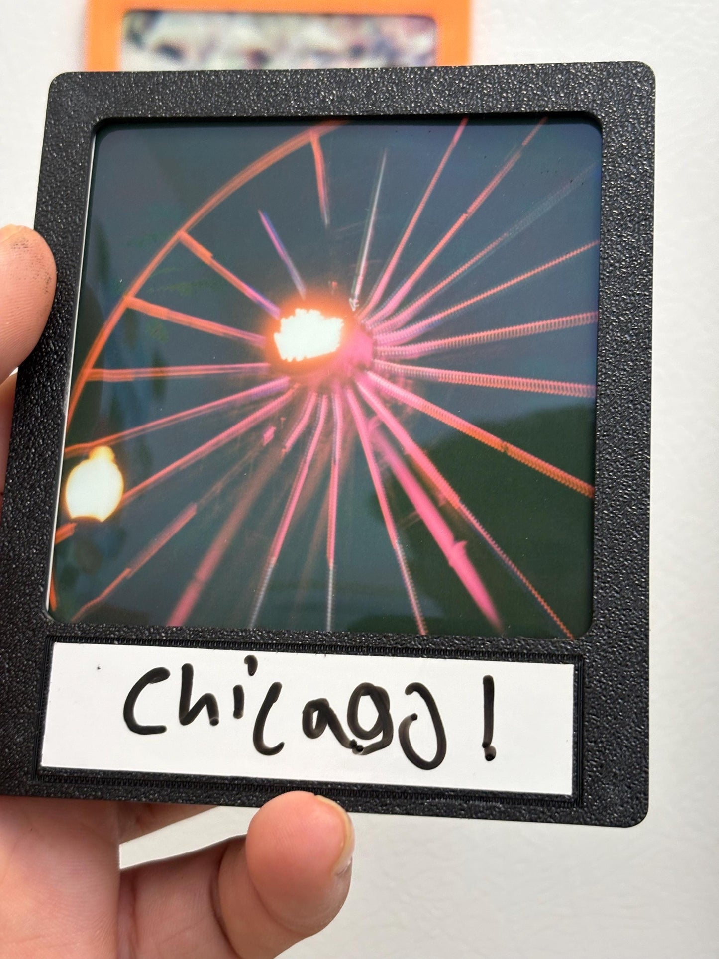 Polaroid Magnetic Photo Frame with Dry Erase Label: Fits SX-70, 600 & I-Type Film